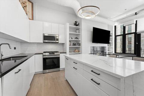 Tiny photo for 333 W Hubbard Street #1010, Chicago, IL 60654 (MLS # 12715025)
