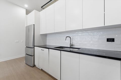 Tiny photo for 333 W Hubbard Street #1010, Chicago, IL 60654 (MLS # 12715025)