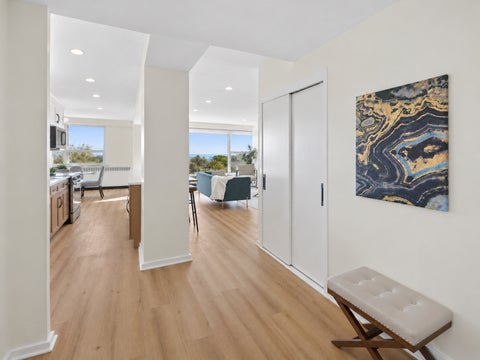 Tiny photo for 3180 N Lake Shore Drive #6E, Chicago, IL 60657 (MLS # 12794082)