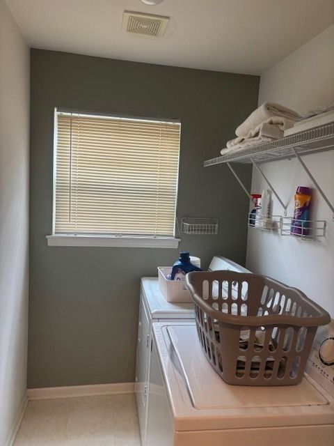 Tiny photo for 3215 Renard Lane, St. Charles, IL 60175 (MLS # 12636765)