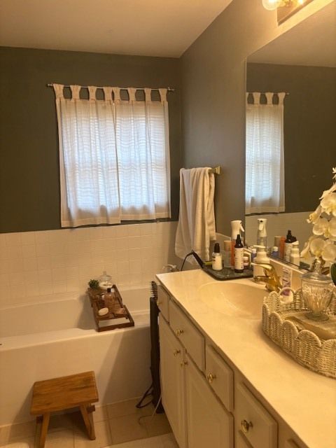 Tiny photo for 3215 Renard Lane, St. Charles, IL 60175 (MLS # 12636765)