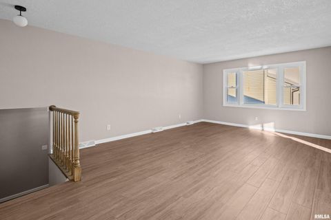 Tiny photo for 5302 16TH Avenue, Moline, IL 61265 (MLS # QC4269793)