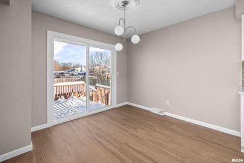 Tiny photo for 5302 16TH Avenue, Moline, IL 61265 (MLS # QC4269793)