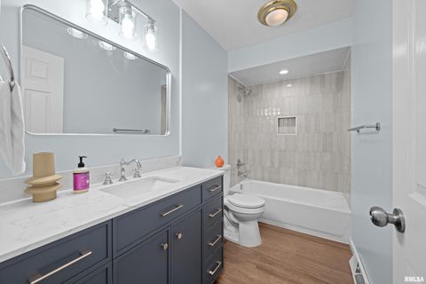 Tiny photo for 5302 16TH Avenue, Moline, IL 61265 (MLS # QC4269793)