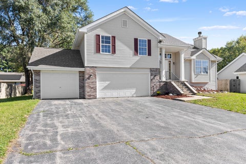 Tiny photo for 10985 Dixon Pines Circle, Machesney Park, IL 61115 (MLS # 12791483)