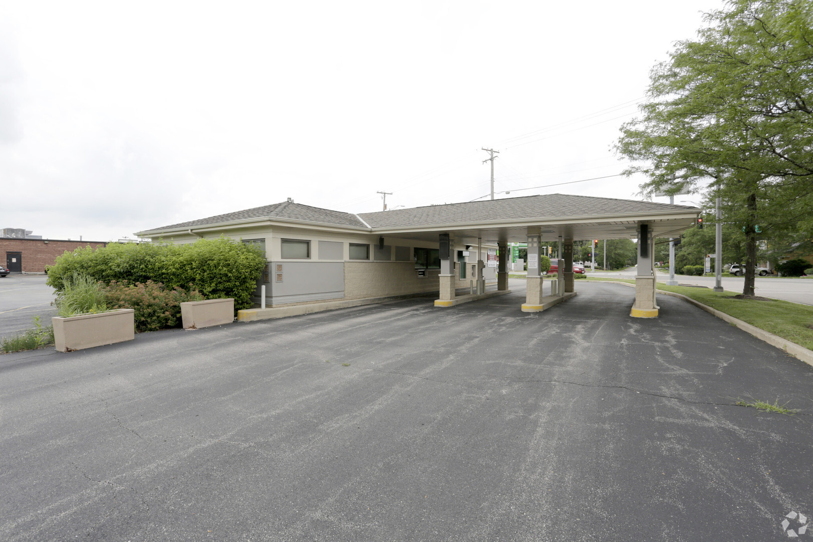 223 E State Road
