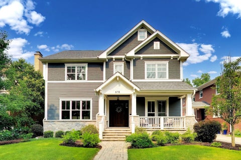 Photo of 618 S Crescent Avenue, Park Ridge, IL 60068 (MLS # 12708163)