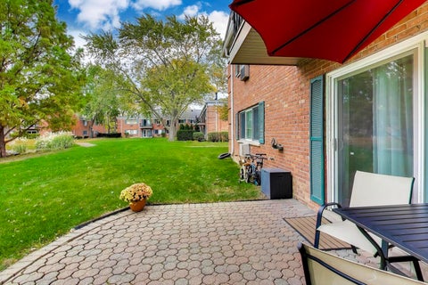 Tiny photo for 2303 S Goebbert Road #A109, Arlington Heights, IL 60005 (MLS # 12696847)