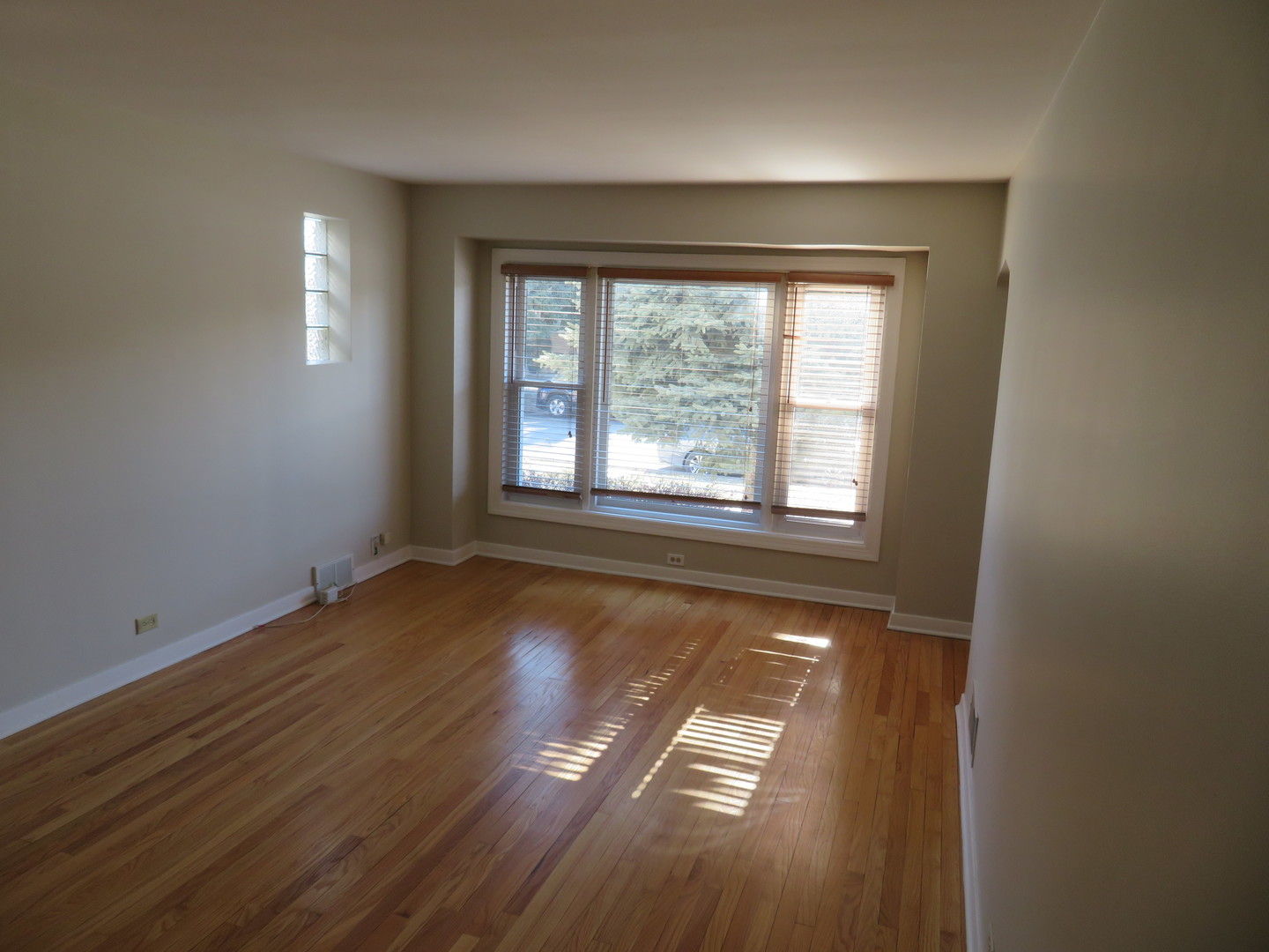 6948 W Wellington Avenue