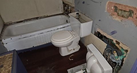 Tiny photo for 1203 W Oak Street, West Frankfort, IL 62896 (MLS # 100000098)