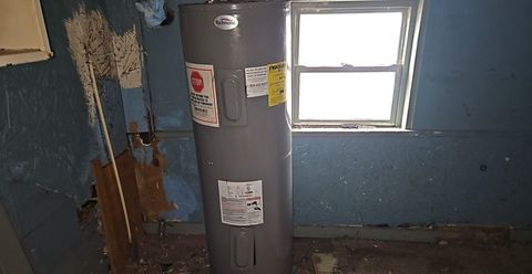 Tiny photo for 1203 W Oak Street, West Frankfort, IL 62896 (MLS # 100000098)