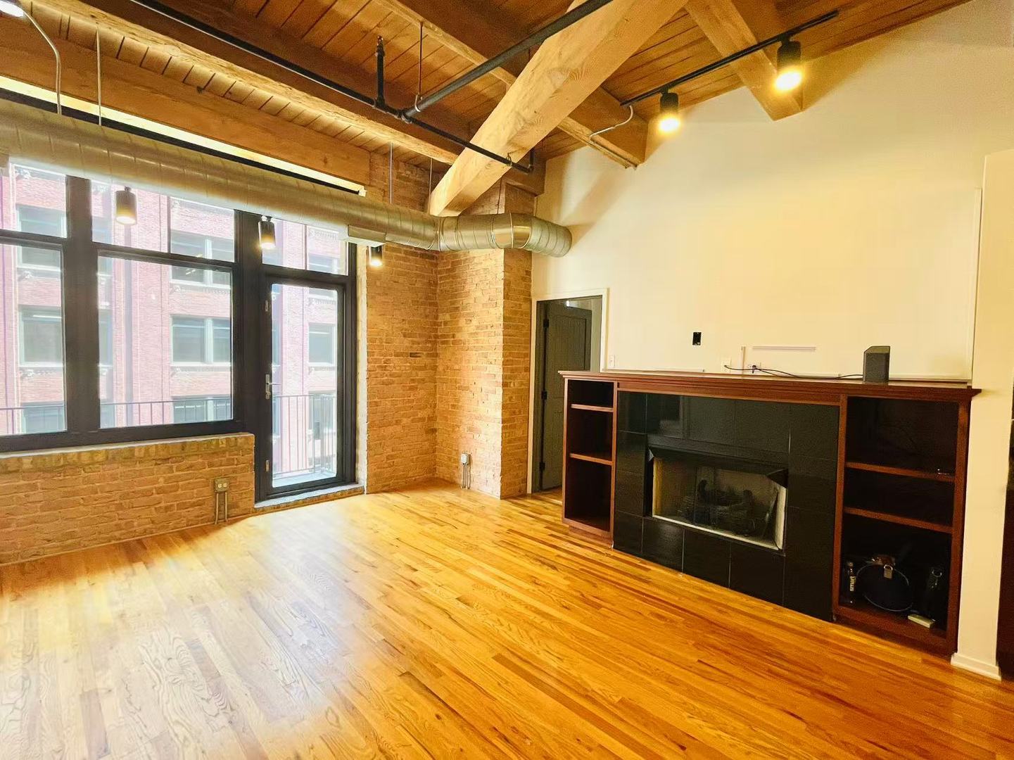 625 W Jackson Boulevard 413