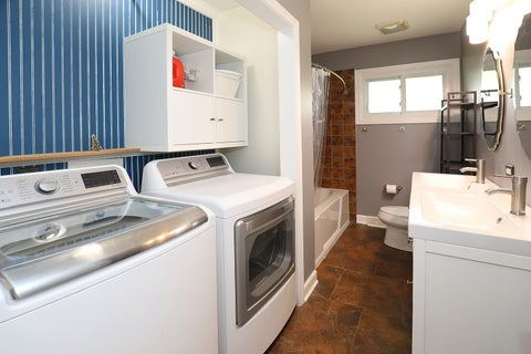 Tiny photo for 212 Hill Avenue, North Aurora, IL 60542 (MLS # 12759986)