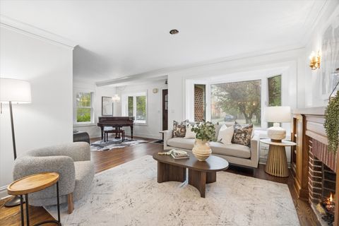 Tiny photo for 5116 Woodland Avenue, Western Springs, IL 60558 (MLS # 12631729)