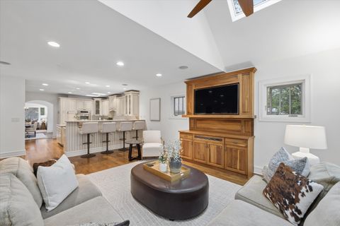 Tiny photo for 5116 Woodland Avenue, Western Springs, IL 60558 (MLS # 12631729)
