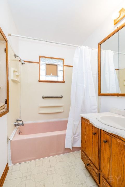 Tiny photo for 8702 W 131st Street, Palos Park, IL 60464 (MLS # 12520260)