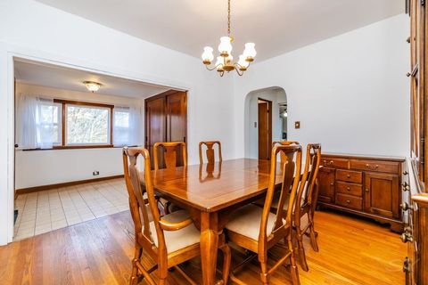 Tiny photo for 8702 W 131st Street, Palos Park, IL 60464 (MLS # 12520260)