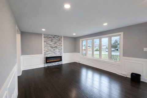 Tiny photo for 16755 Oleander Avenue, Tinley Park, IL 60477 (MLS # 12592037)