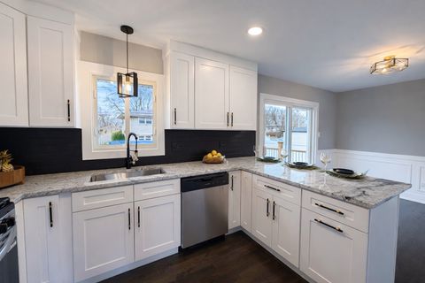 Tiny photo for 16755 Oleander Avenue, Tinley Park, IL 60477 (MLS # 12592037)