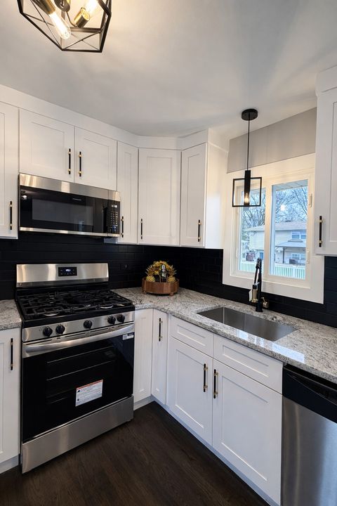 Tiny photo for 16755 Oleander Avenue, Tinley Park, IL 60477 (MLS # 12592037)