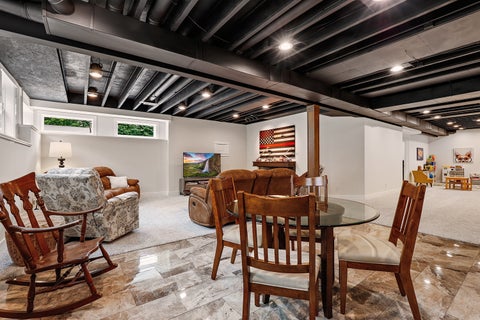 Tiny photo for 410 E 665 N, Valparaiso, IN 46383 (MLS # 12731538)