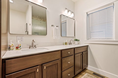 Tiny photo for 410 E 665 N, Valparaiso, IN 46383 (MLS # 12731538)