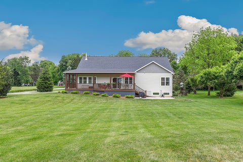 Tiny photo for 410 E 665 N, Valparaiso, IN 46383 (MLS # 12731538)