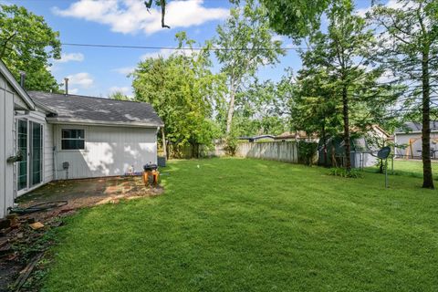 Tiny photo for 2006 E Michigan Avenue, Urbana, IL 61802 (MLS # 12451169)