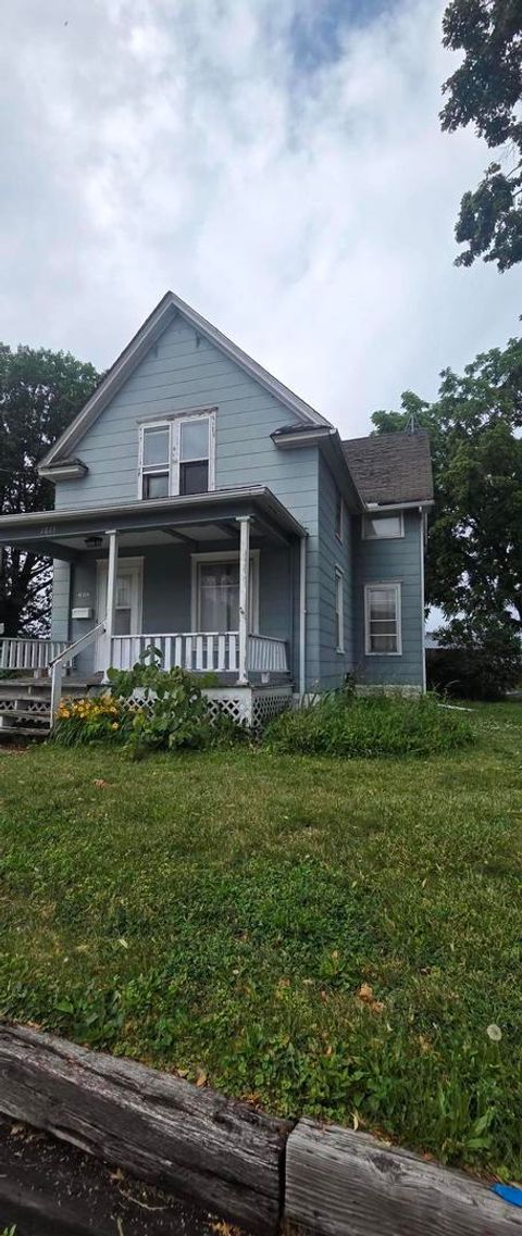 Tiny photo for 1813-1815 Avenue of the Cities Avenue, Moline, IL 61265 (MLS # 12669819)