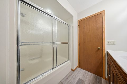 Tiny photo for 2010 Cimarron Drive, Freeport, IL 61032 (MLS # 12505065)