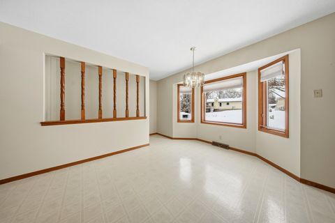 Tiny photo for 2010 Cimarron Drive, Freeport, IL 61032 (MLS # 12505065)