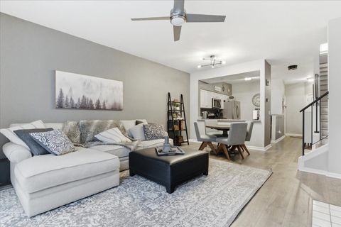 Tiny photo for 1389 S Candlestick Way, Waukegan, IL 60085 (MLS # 12531050)