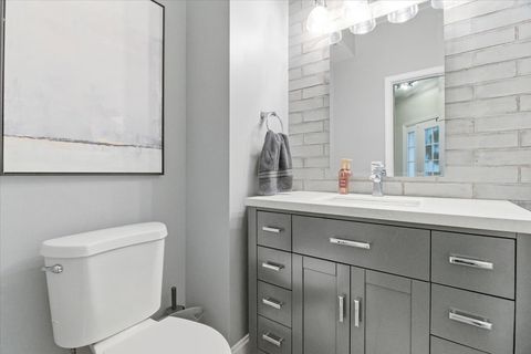 Tiny photo for 1389 S Candlestick Way, Waukegan, IL 60085 (MLS # 12531050)