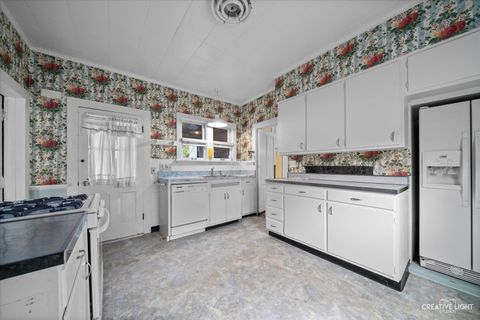 Tiny photo for 309 E 3rd Street, Sandwich, IL 60548 (MLS # 12514591)