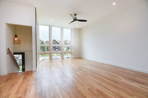 Tiny photo for 3547 W Hirsch Street, Chicago, IL 60651 (MLS # 12694200)
