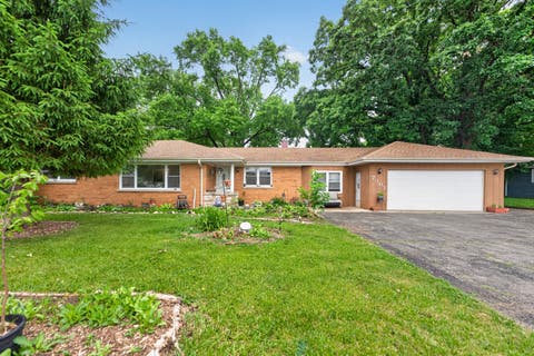 Tiny photo for 7307 W College Drive, Palos Heights, IL 60463 (MLS # 12714299)