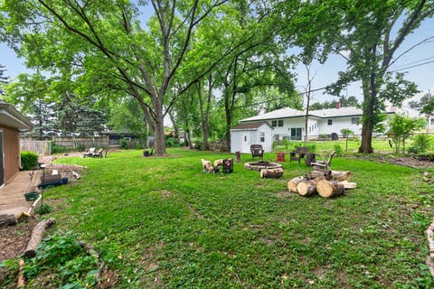 Tiny photo for 7307 W College Drive, Palos Heights, IL 60463 (MLS # 12714299)