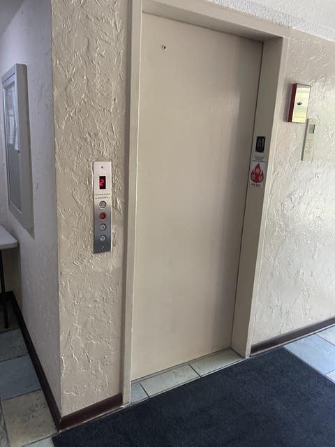 Tiny photo for 2211 S Stewart Avenue #1C, Lombard, IL 60148 (MLS # 12682993)