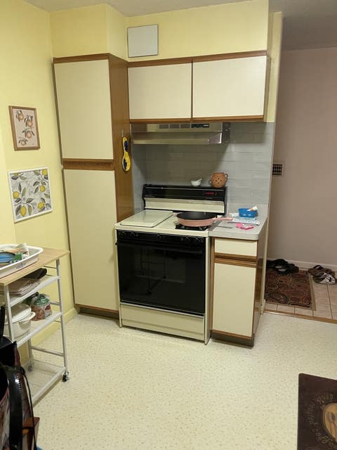 Tiny photo for 2211 S Stewart Avenue #1C, Lombard, IL 60148 (MLS # 12682993)