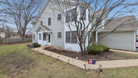 Tiny photo for 544 Bradbury Lane #544, Geneva, IL 60134 (MLS # 12585840)