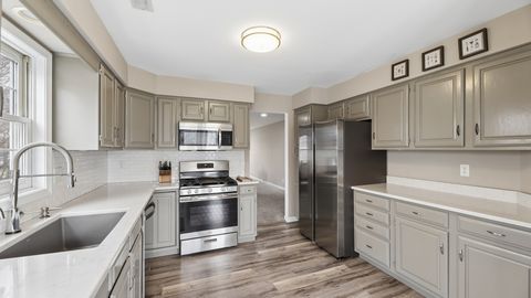 Tiny photo for 544 Bradbury Lane #544, Geneva, IL 60134 (MLS # 12585840)