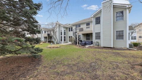 Tiny photo for 544 Bradbury Lane #544, Geneva, IL 60134 (MLS # 12585840)