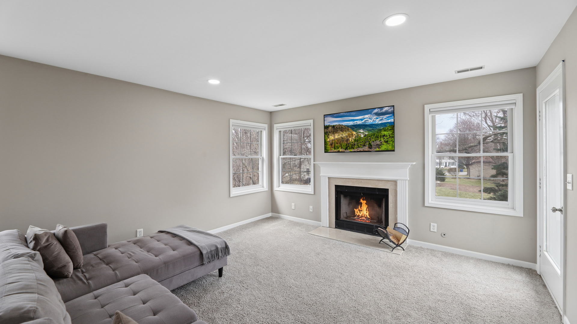 544 Bradbury Lane 544