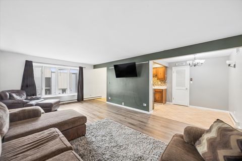 Tiny photo for 9808 S Karlov Avenue #D, Oak Lawn, IL 60453 (MLS # 12579801)