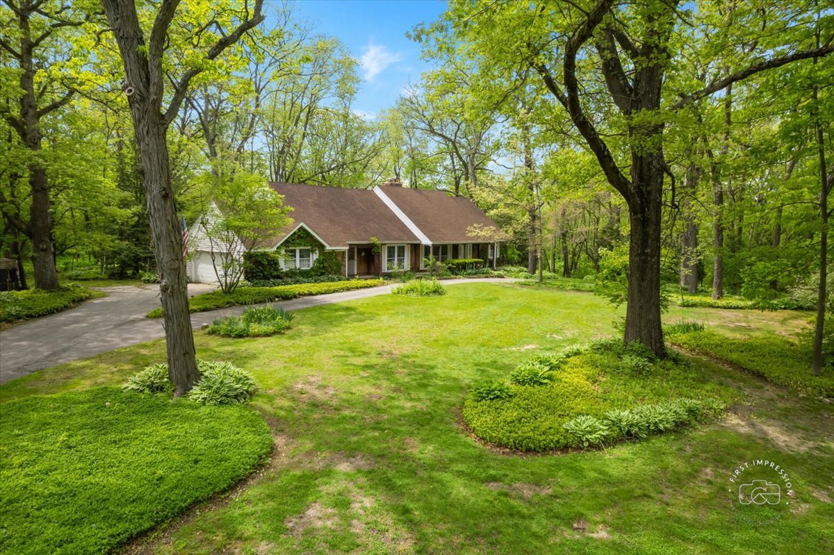 6N400 Old Homestead Road