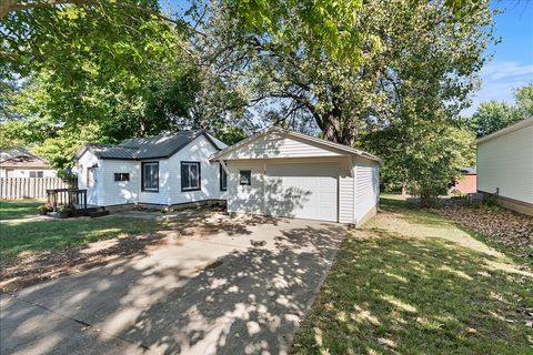 Tiny photo for 608 Douglas Street, Roanoke, IL 61561 (MLS # 12487913)