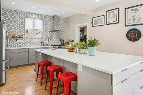 Tiny photo for 4911 N Ashland Avenue, Chicago, IL 60640 (MLS # 12546674)