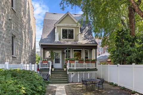 Photo of 4911 N Ashland Avenue, Chicago, IL 60640 (MLS # 12546674)