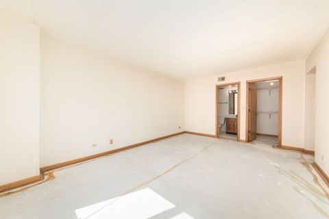 Tiny photo for 555 S River Road #607, Des Plaines, IL 60016 (MLS # 12596969)