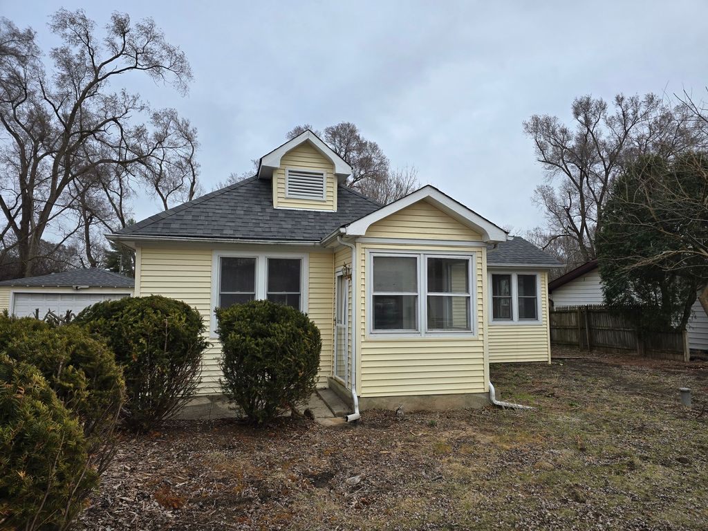listing image 0